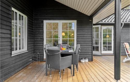 Udsholt Sand House | Awesome Home In Græsted With Wifi