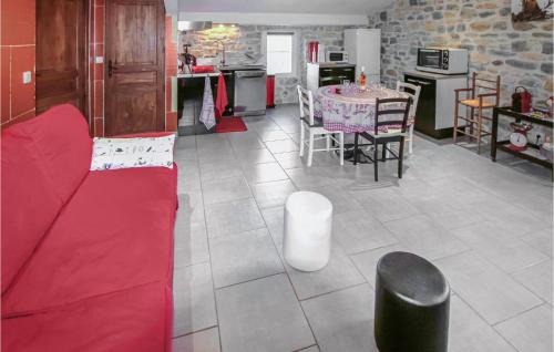 Grospierres House | Awesome Home In Grospierres With Sauna