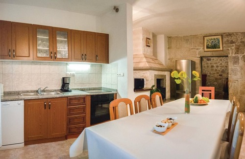 Kucice House | Awesome home in Kucice with WiFi