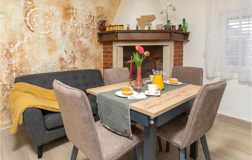 Sveta Nedelja House | Awesome Home In Nedescina With Wifi
