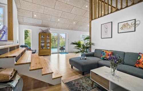 Olsted House | Awesome Home In Ølsted With Wifi