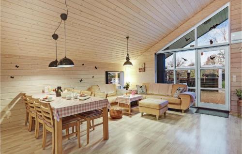 Ørsted House | Awesome Home In Ørsted With Wifi