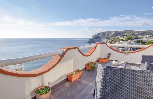 Sant'Angelo House | Awesome Home in Sant'angelo With Wifi