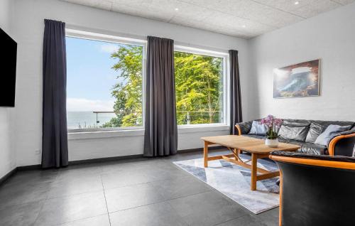 Lihme House | Awesome Home In Spøttrup With Wifi