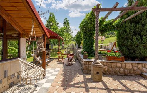 Ravna Gora House | Awesome Home In Stari Laz With Kitchen