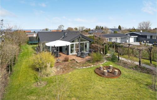 Strøby Ladeplads House | Awesome Home In Strøby With Wifi