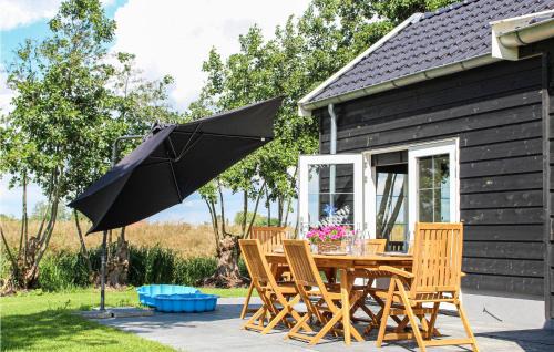 Zwanegat House | Awesome Home In Strijen With Wifi