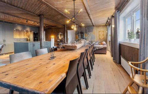 Svingvoll House | Awesome Home In Svingvoll With Sauna