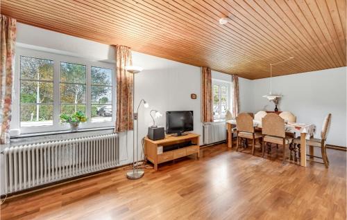 Tim House | Awesome Home In Tim With Wifi