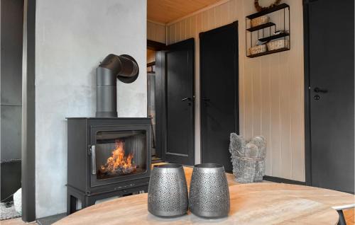 Samnanger House | Awesome Home In Tysse With Kitchen