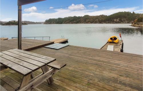 Bomlo House | Awesome Home In Urangsvåg With Wifi