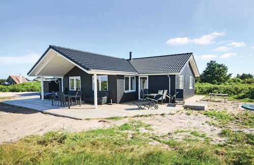 Agger House | Awesome home in Vestervig with WiFi