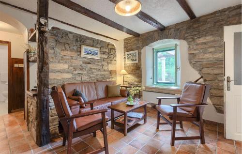 Krsan House | Awesome Home In Zatka
