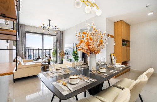 Bach Dang Riverside Apartment | Awesome Rivergate Apartment - CBD in Hcm City