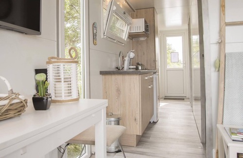 Almere Poort Boat Rental | Awesome ship in Almere with WiFi