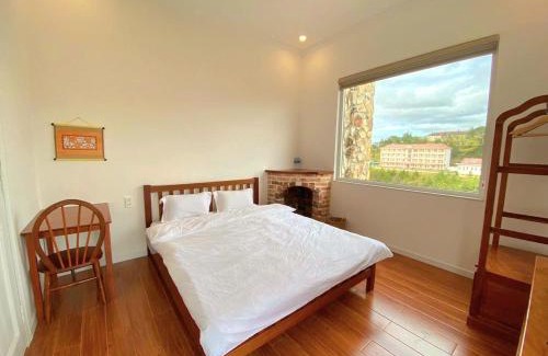 Da Lat Hotel | Azalea Villa Dalat - Nghỉ Dưỡng Riêng Tư Yên Tĩnh Giữa Rừng Thông