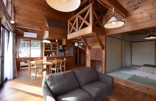 Toyoshina Cabin | Azumino Wanwan Paradise Cottage
