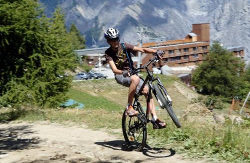 Les Karellis Resort | Azureva Les Karellis - Skipass Inclus!