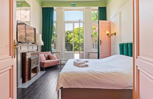 Zurenborg Bed & Breakfast | B&B Baron Osy