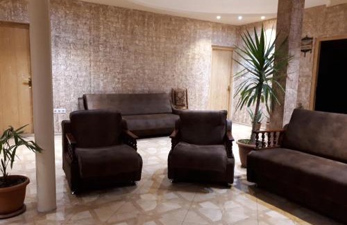 Byurakan Bed & Breakfast | B&B Byurakan-Vanush