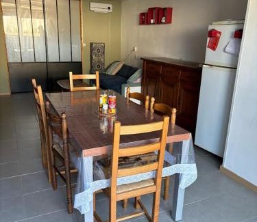 Cuxac-dʼAude Bed & Breakfast | B & B Florence et Francis