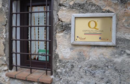 Collepardo Bed & Breakfast | B&B Foresteria Della Certosa