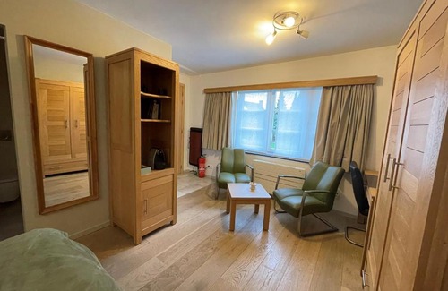 Schelle Bed & Breakfast | B&B Het KoeKoeKsnest Schelle
