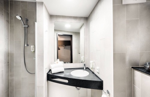 Duisburg Mitte Hotel | B&B HOTEL Duisburg Hbf-Nord