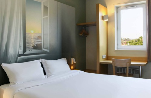 Roquebrune-sur-Argens Hotel | B&B HOTEL Fréjus Roquebrune-sur-Argens