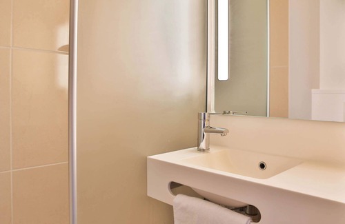 La Roche-sur-Yon Hotel | B&B HOTEL La Roche-sur-Yon