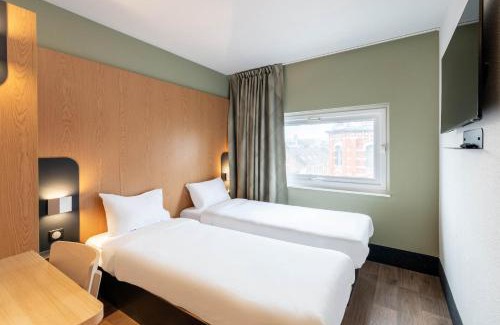 Roubaix Hotel | B&B HOTEL Lille Roubaix Campus Gare