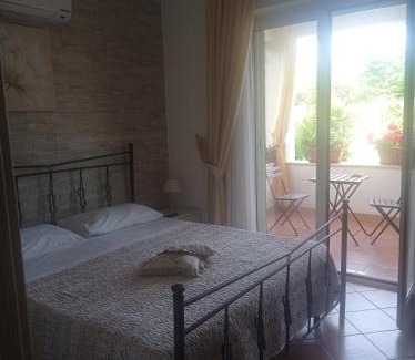 Alani Bed & Breakfast | B&B Le Rose