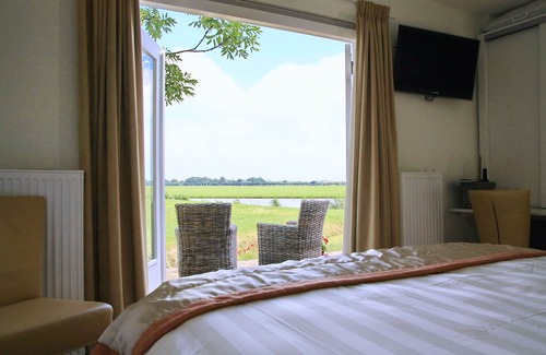Municipality of Midden-Delfland Bed & Breakfast | B&B Rechthuis van Zouteveen