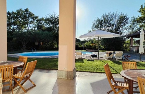 Castel San Pietro Terme Bed & Breakfast | B&B RED WINE COUNTRY HOUSE