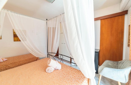 Riola Sardo Bed & Breakfast | B&B Rita e Renzo