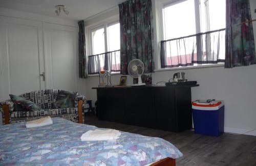 Andijk Bed & Breakfast | B&B “Te Warskip bij BlokVis”