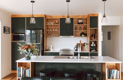 Bicheno Apartment | B e a c h H o u s e X I V