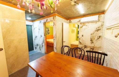 Mapo Apartment | B-Gu & Anne House Hongik Station