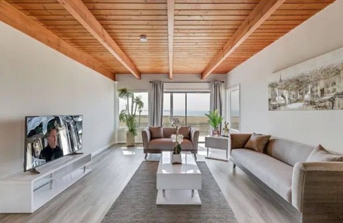 Old Towne Apartment | #B - SEAL BEACH OCEAN VIEW 2BD HOME