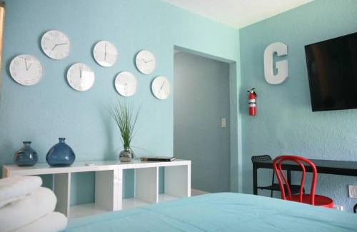 Edgewater Apartment | B03 Location! Studio close 2 Beach & Design District