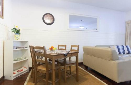 Crawley Apartment | B2 Crawley Apartment 1 BRM & Sleepout near UWA