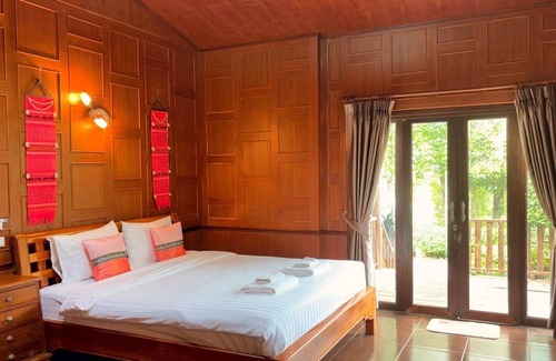 Chakphong Hotel | Baan Baitan Resort