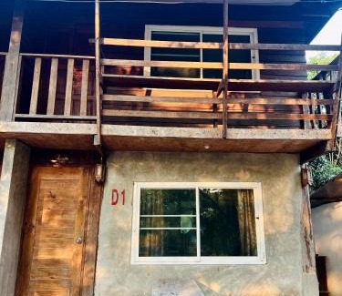 Hot Hotel | Baan Suan Ruen Chan Hom บ้านสวนเรือนจันทร์หอม