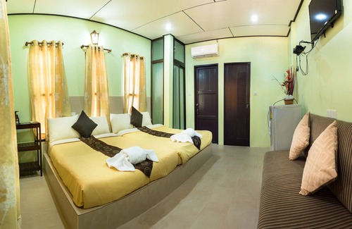 Chakphong Hotel | Baanboonpetch Resort