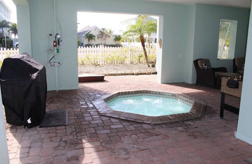 Indian Shores House | Back Open! Family friendly house, w/elevator, hot tub, and easy walk to beach!
