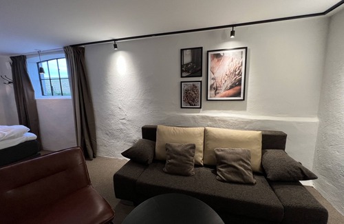 Ystad Bed & Breakfast | Backadal Gård B&B