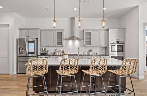 Camelback East Villa | Backyard Resort Heated Pool Outdoor Kitchen