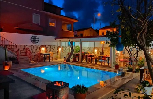 Hacımemis Hotel | BADEMİÇİ OTEL