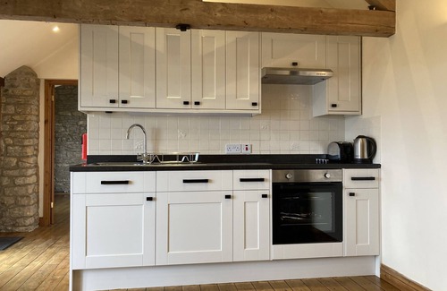 Kelston Cottage | Badger Cottage - Cosy cottage for two in peaceful countryside just outside Bath