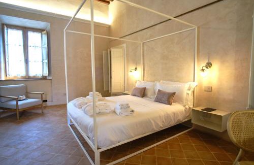 Camaiore Bed & Breakfast | Badia Giulia Prestigious Historical B&B, Camaiore - Adults Only - No Pets
